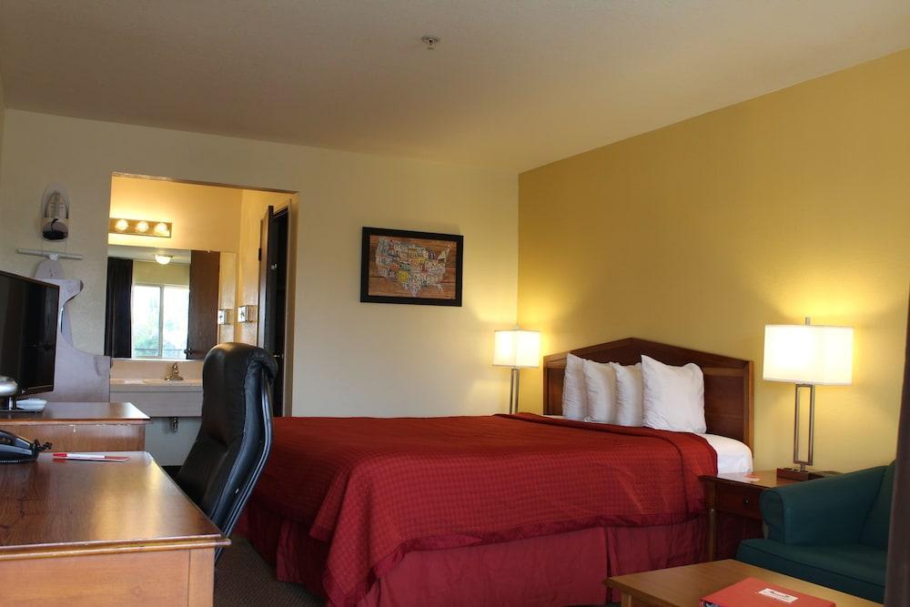 Econo Lodge Inn & Suites Lodi - Wine Country Area Bagian luar foto