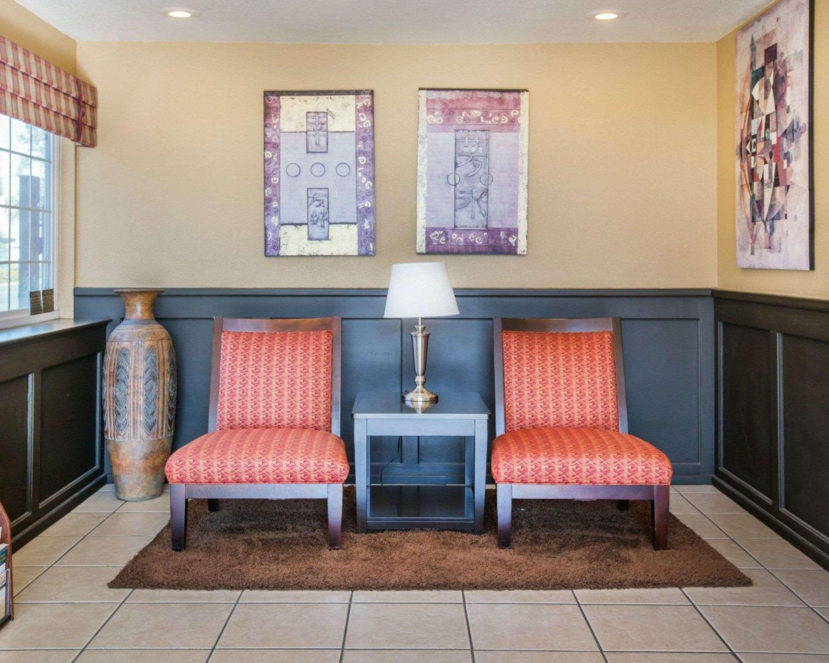 Econo Lodge Inn & Suites Lodi - Wine Country Area Bagian luar foto