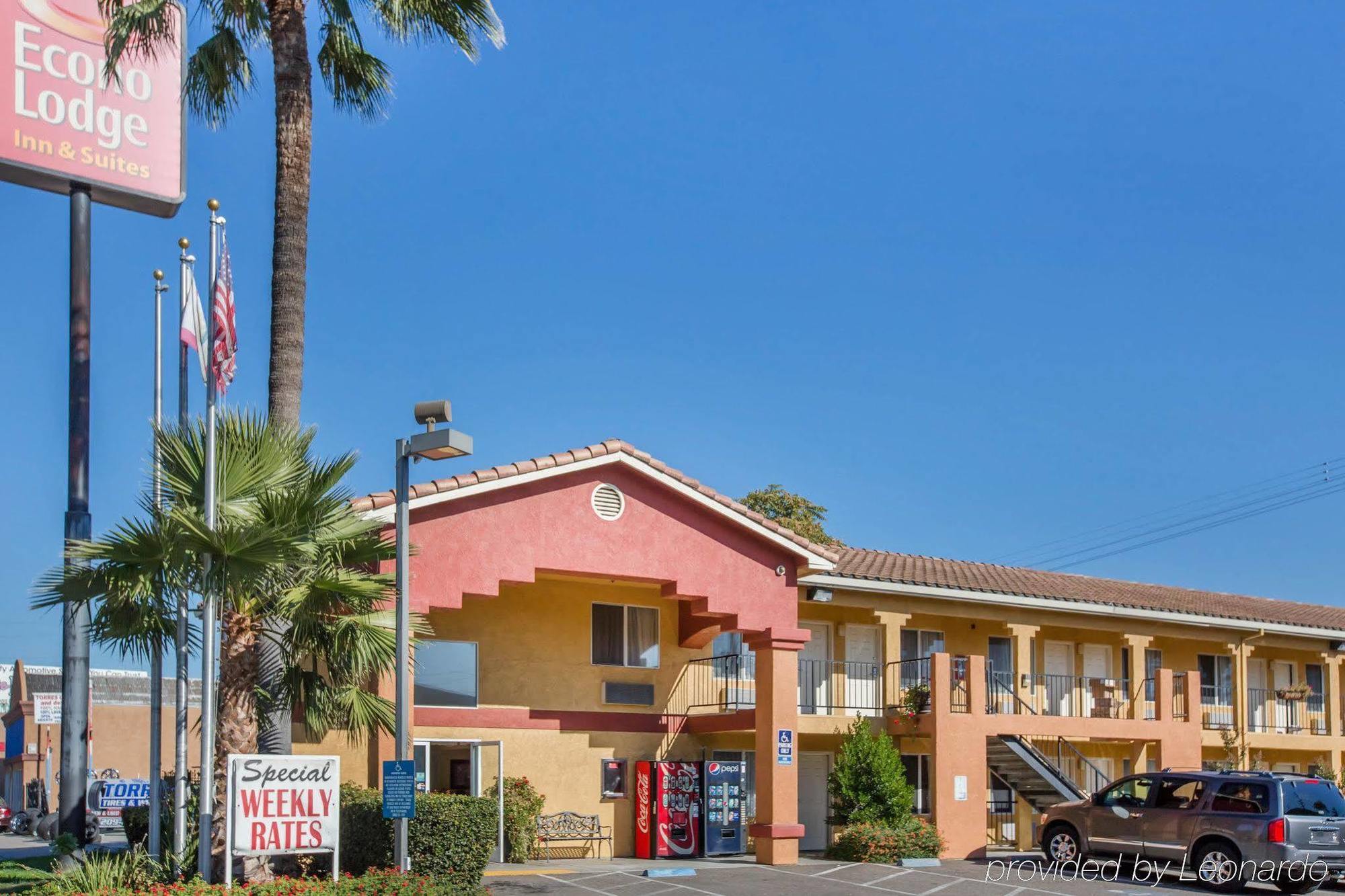 Econo Lodge Inn & Suites Lodi - Wine Country Area Bagian luar foto